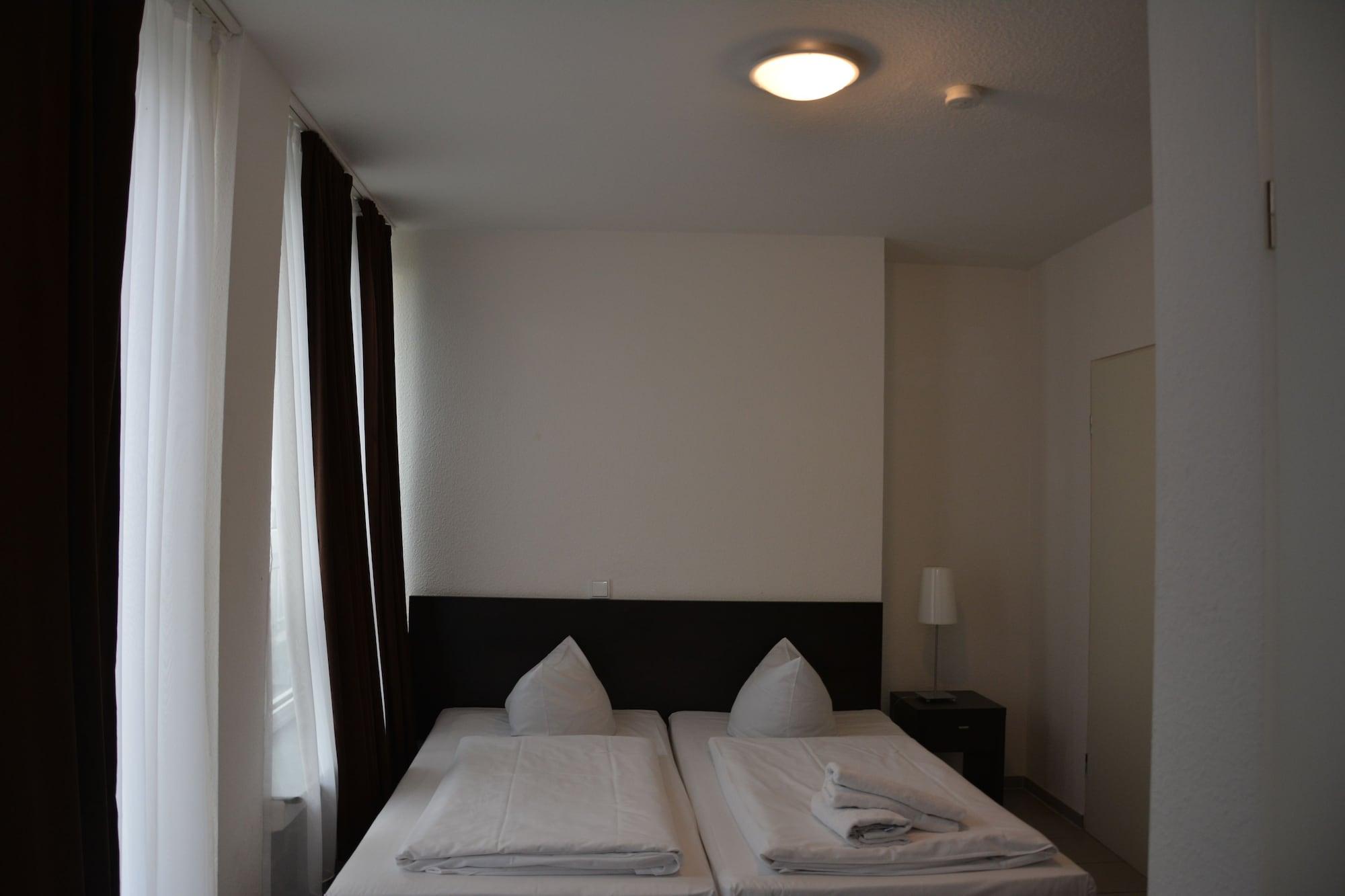 Mosel Hotel Φραγκφούρτη Εξωτερικό φωτογραφία