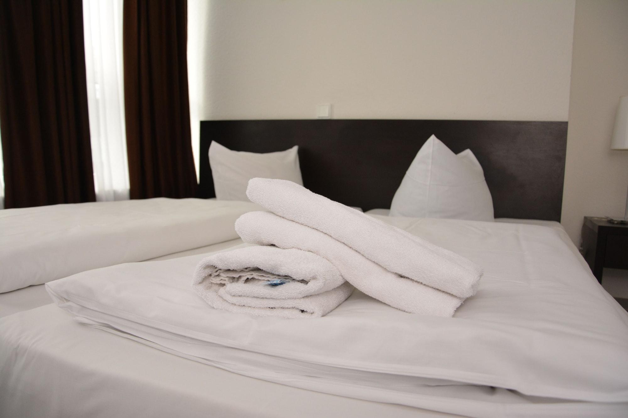 Mosel Hotel Φραγκφούρτη Εξωτερικό φωτογραφία