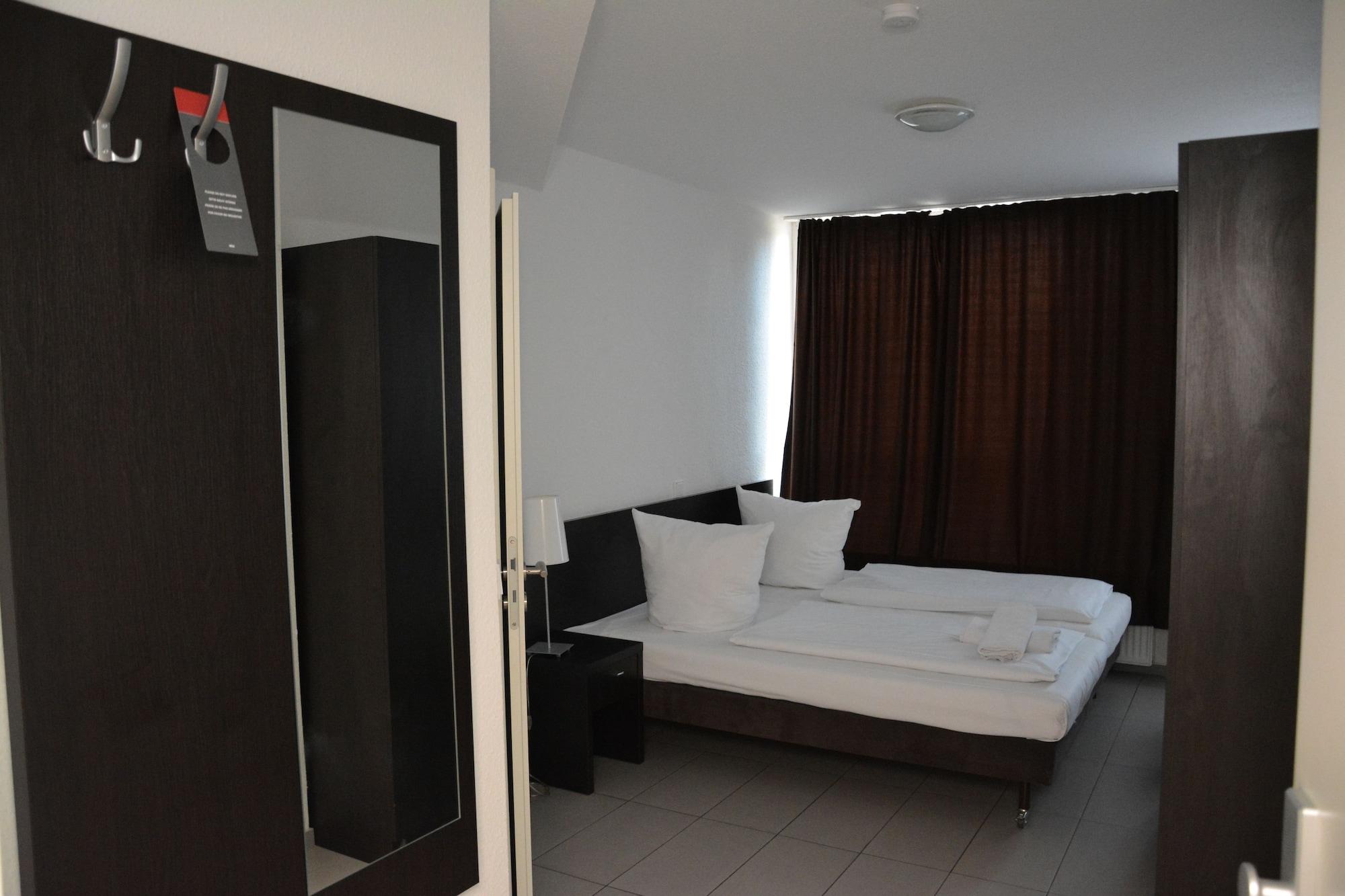 Mosel Hotel Φραγκφούρτη Εξωτερικό φωτογραφία