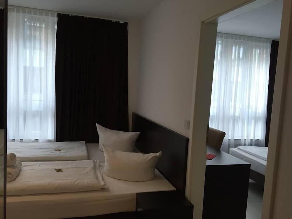 Mosel Hotel Φραγκφούρτη Εξωτερικό φωτογραφία