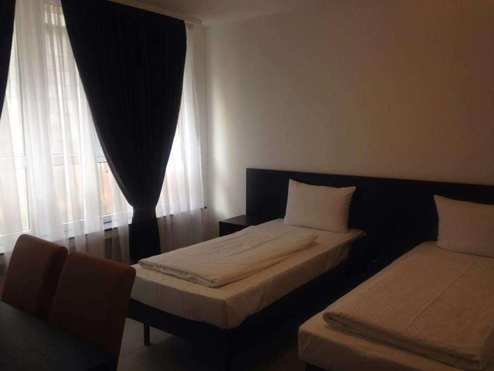Mosel Hotel Φραγκφούρτη Εξωτερικό φωτογραφία